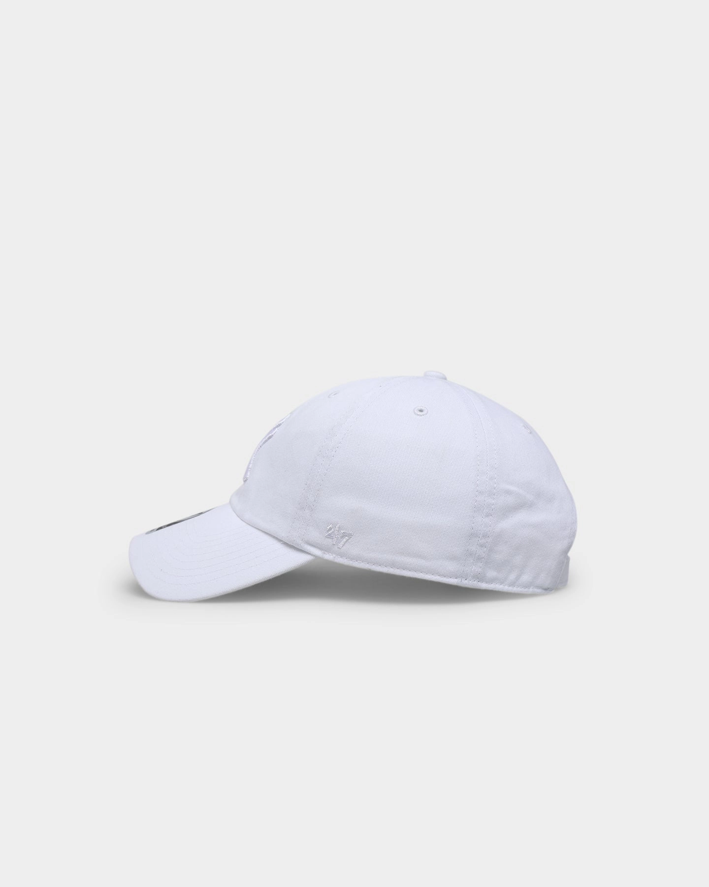 47 Brand New York Yankees 'Snow White' Clean Up Strapback White