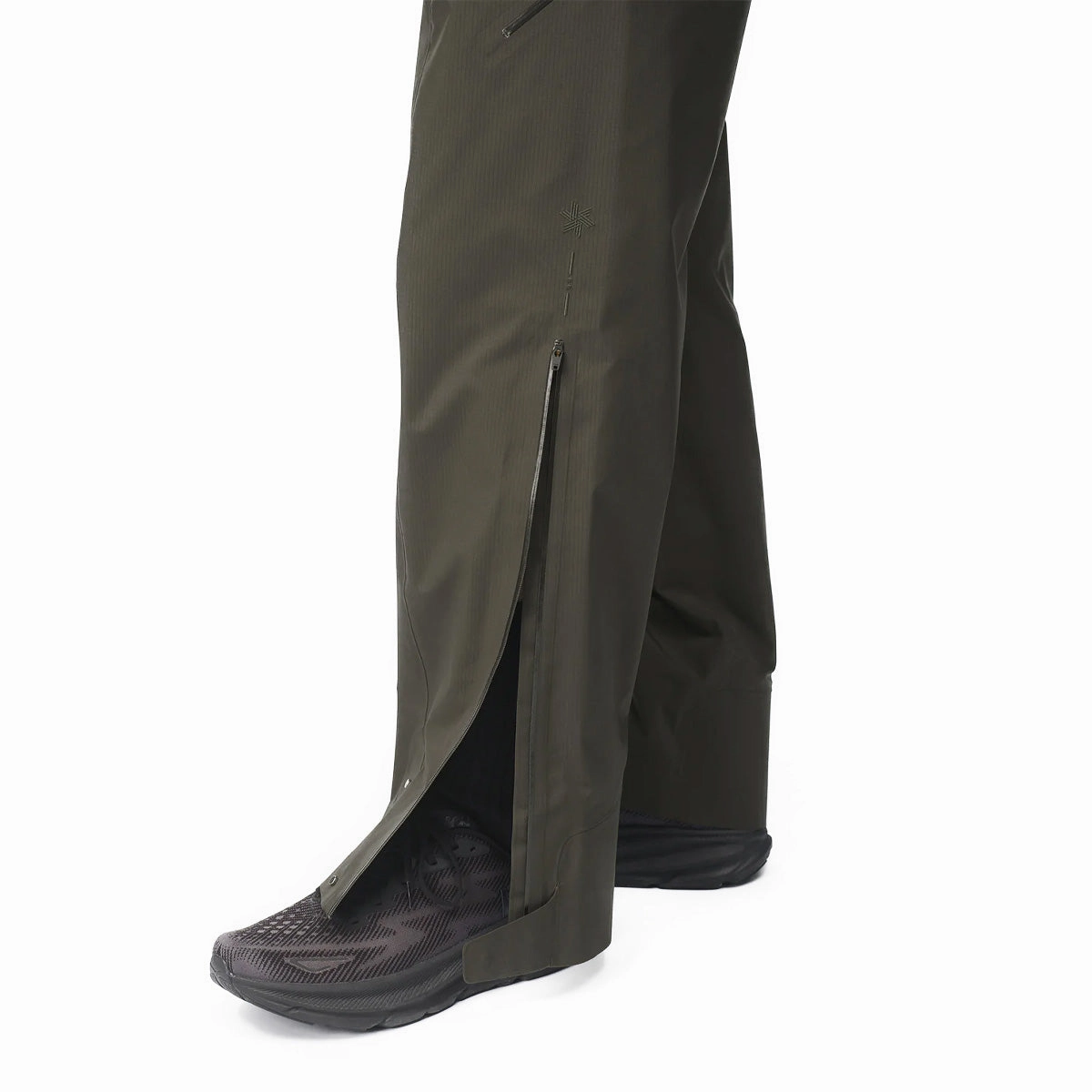   Goldwin GORE-TEX Pro 3L Shell Pants 'Black Olive'