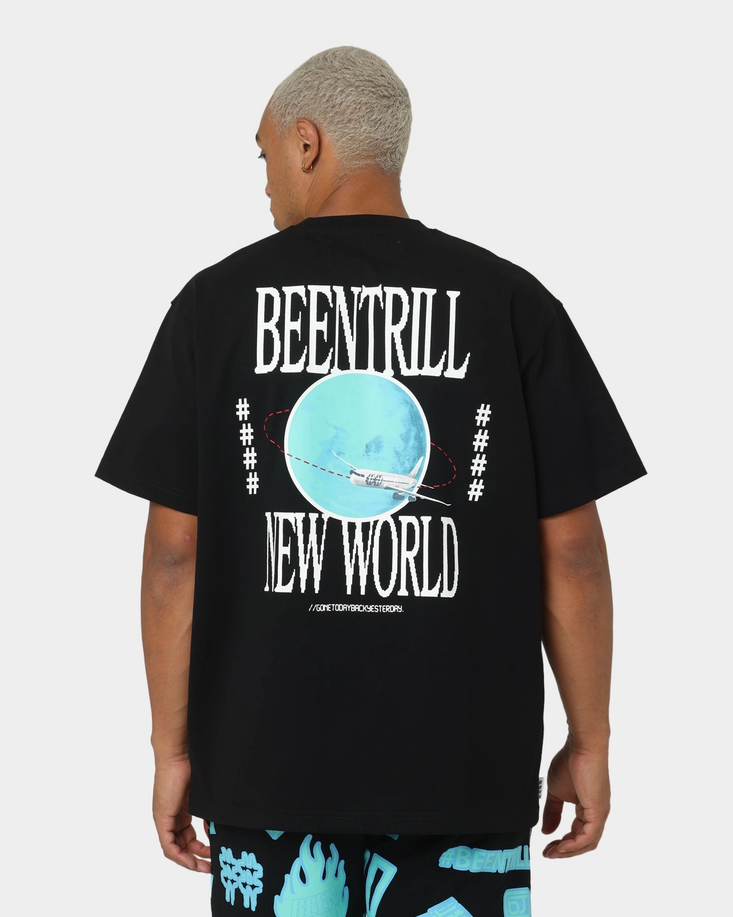 BEENTRILL New World Short Sleeve T-Shirt Black