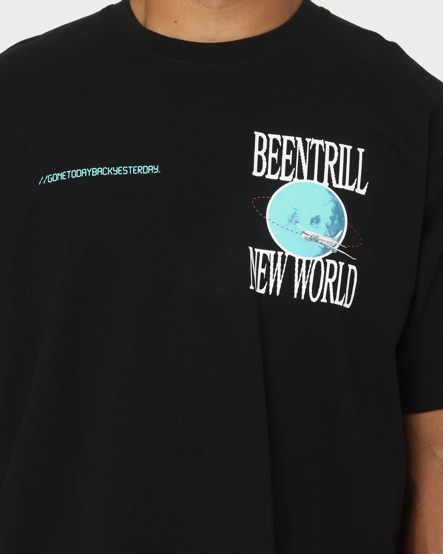 BEENTRILL New World Short Sleeve T-Shirt Black