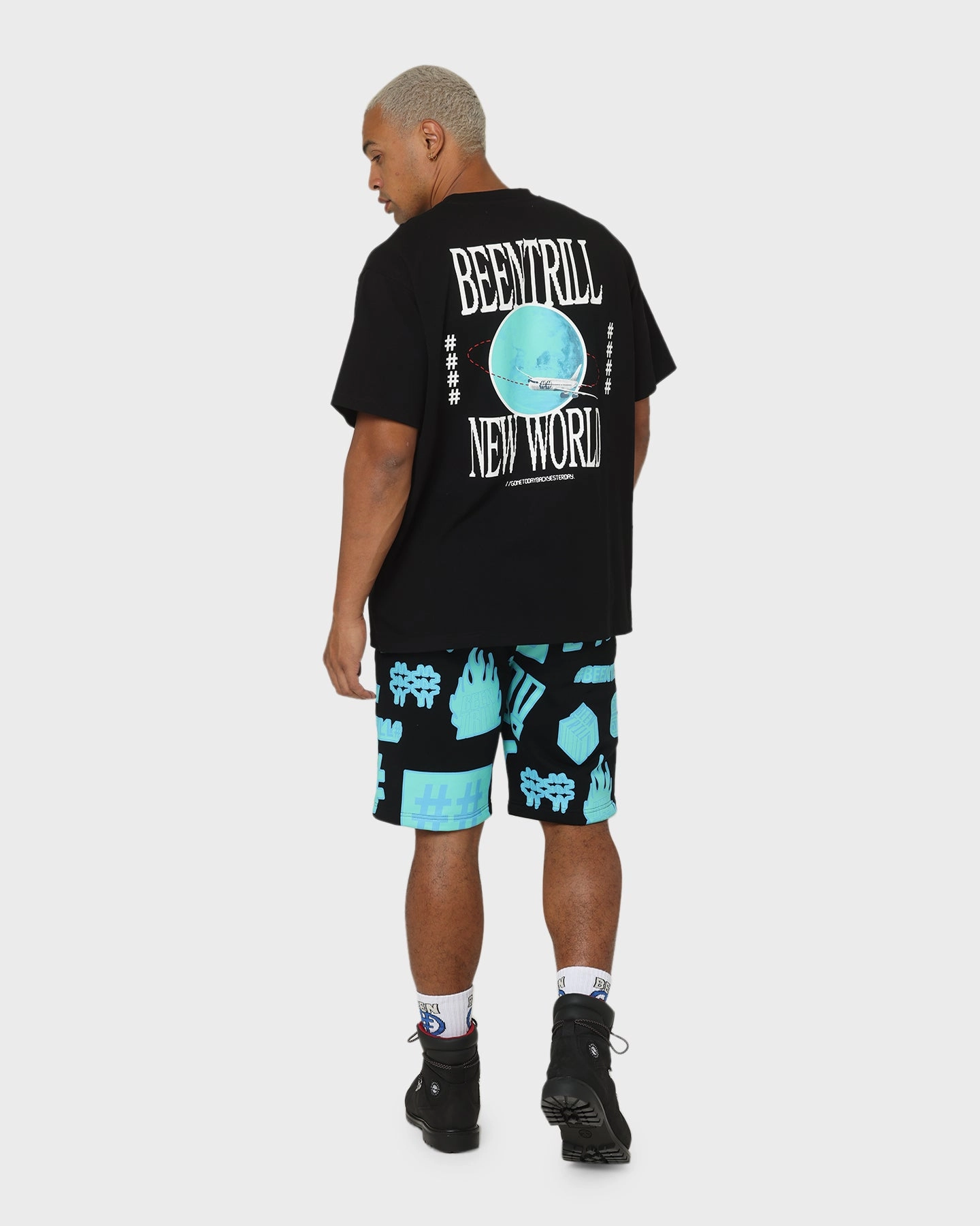 BEENTRILL New World Short Sleeve T-Shirt Black