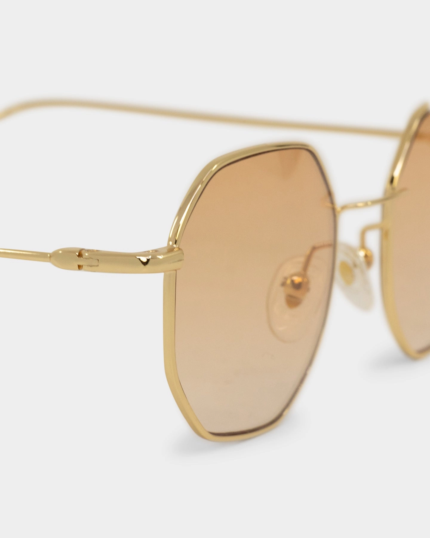 Belvoir & Co Elton II Sunglasses Tea