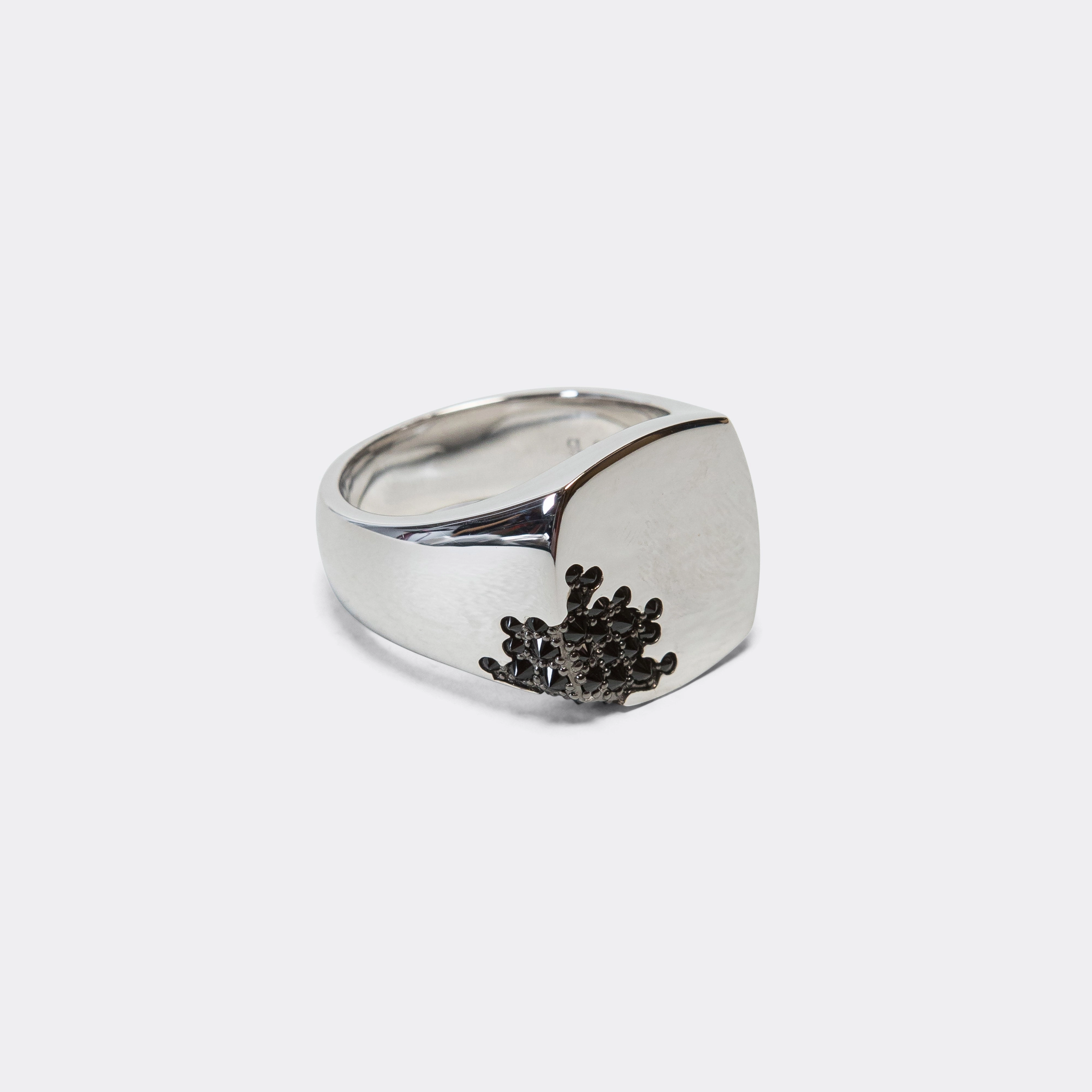 Cushion Ring - Black Molecule