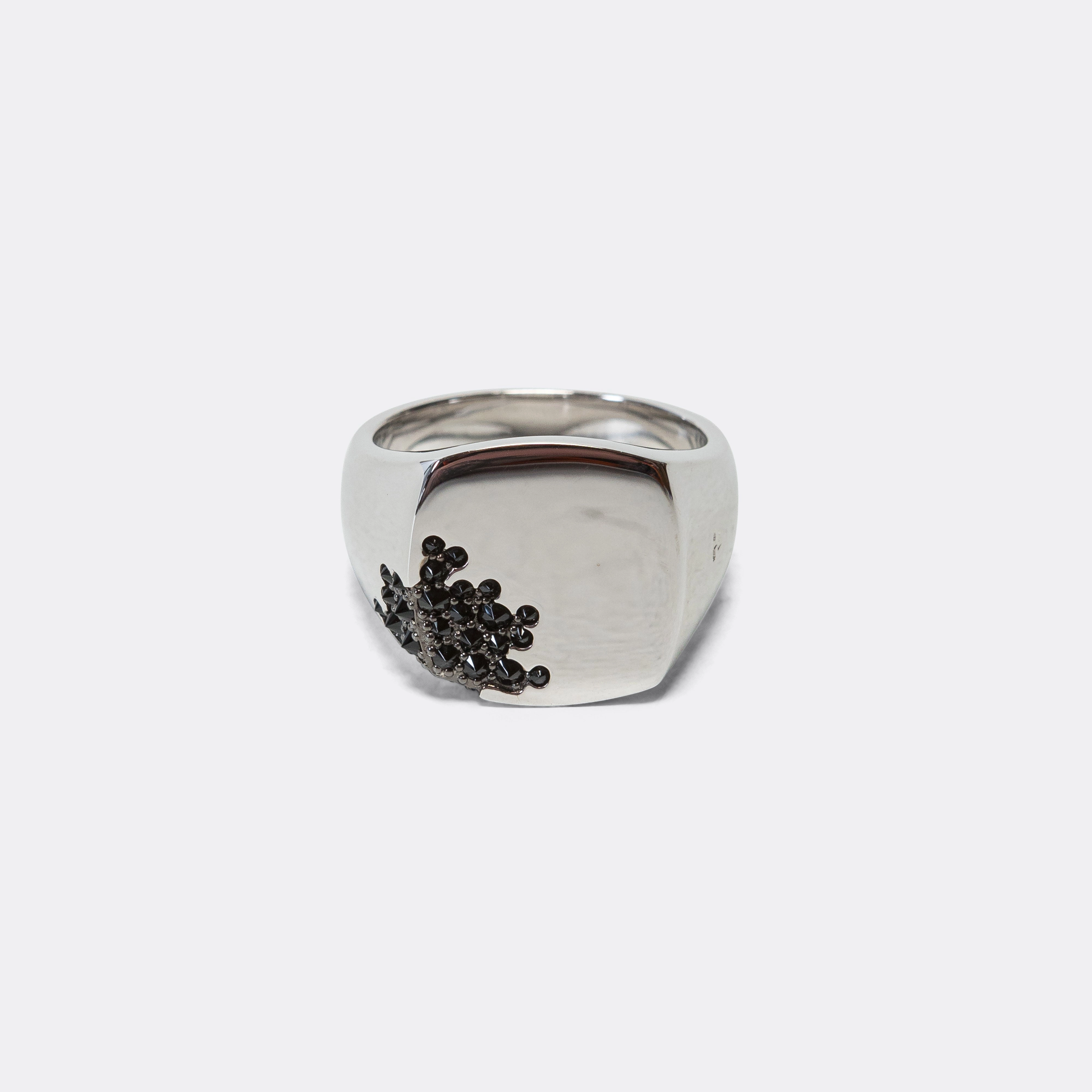 Cushion Ring - Black Molecule