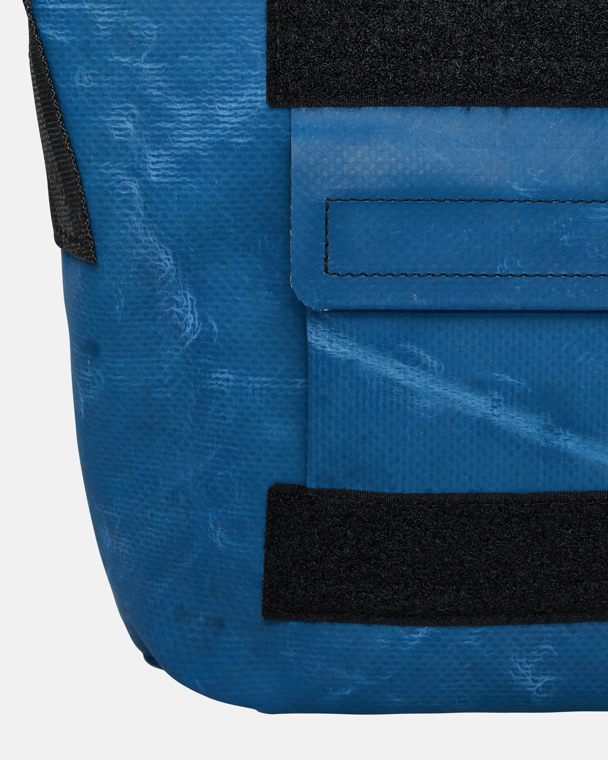 F11 Lassie Messenger Bag Blue / White
