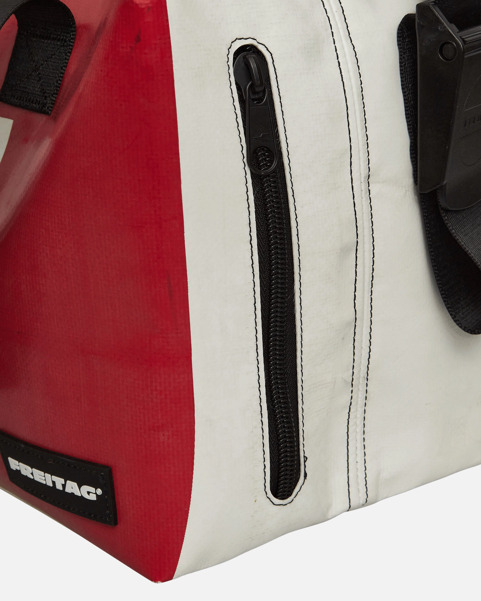 F45 Lois Sports Bag Red / White