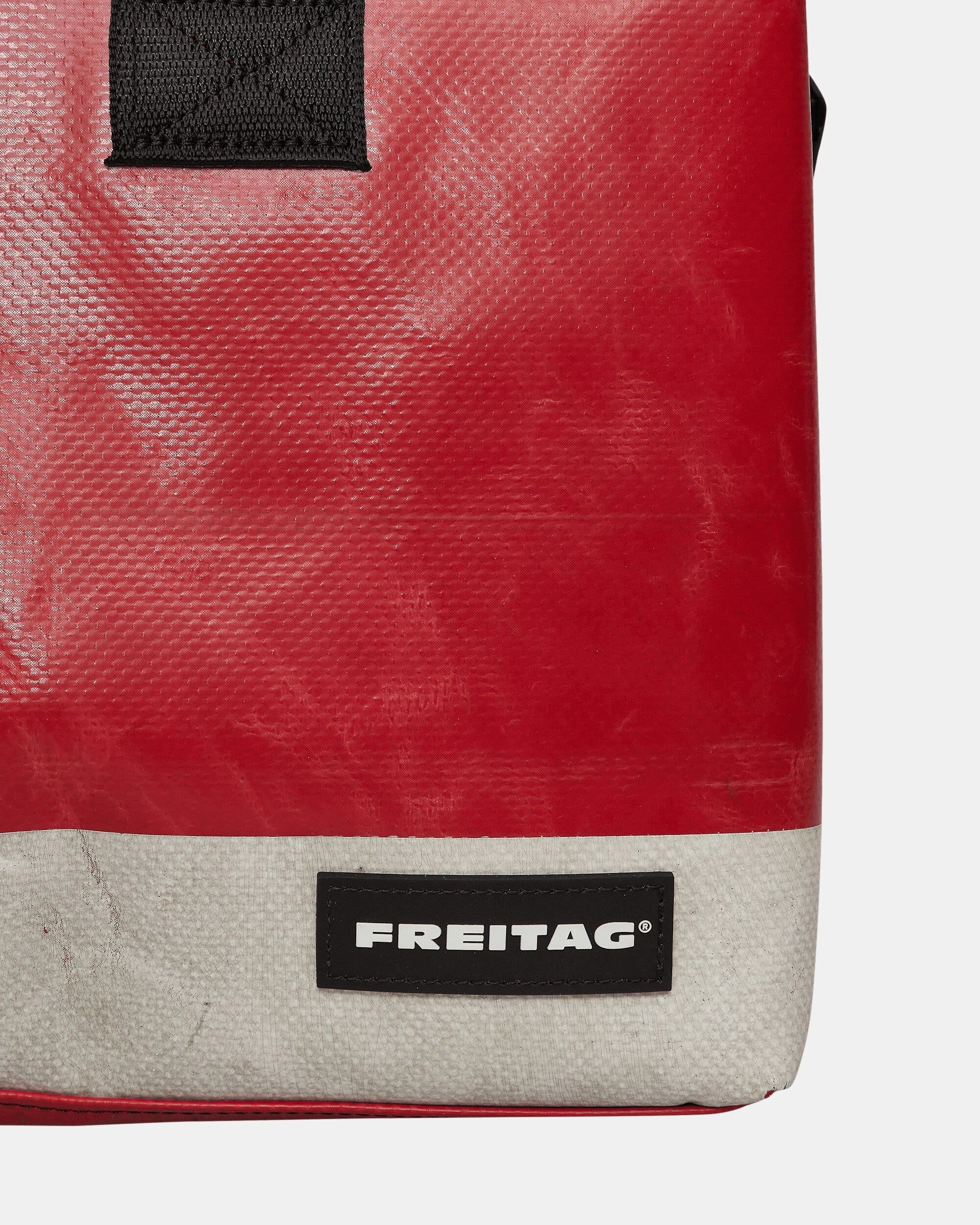F45 Lois Sports Bag White / Red