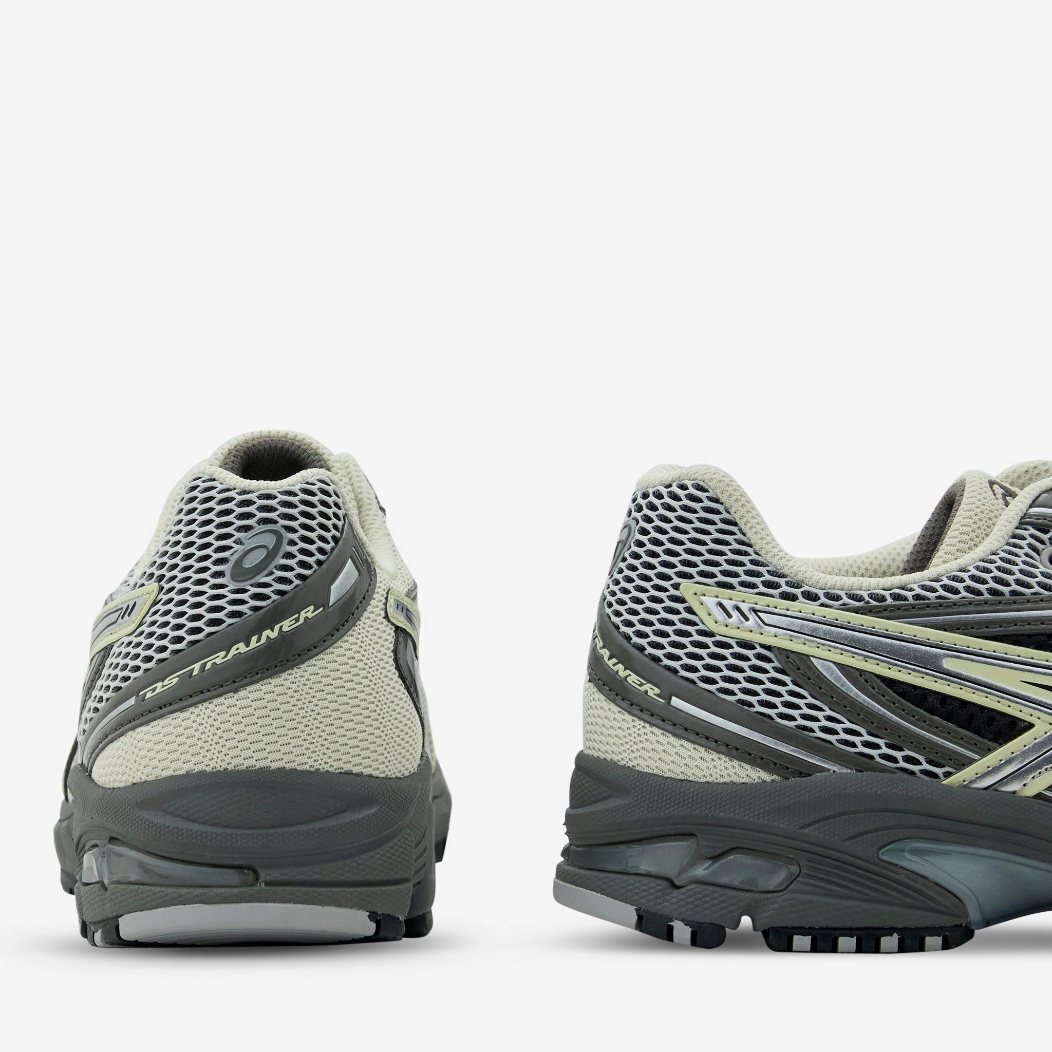 Gel-DS Trainer 14 Truffle Grey | Pure Silver