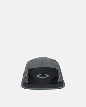 Latitude Arc Cap Blackout