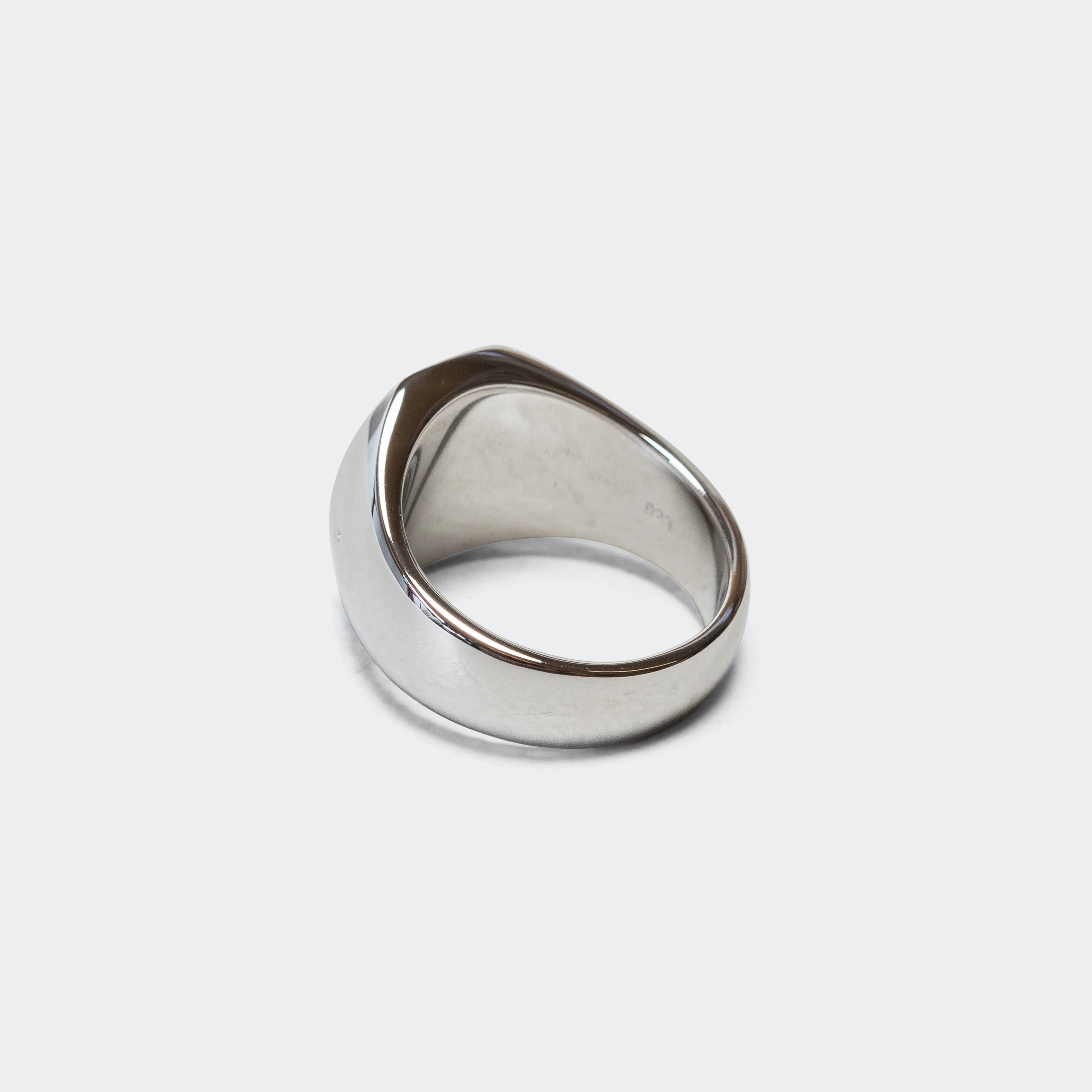Oval Ring - Black Molecule
