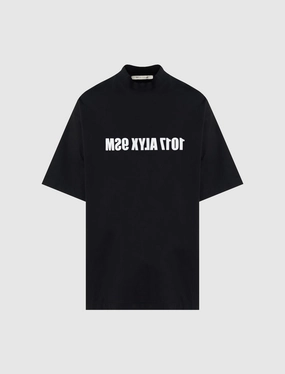 OVERSIZED T-SHIRT
