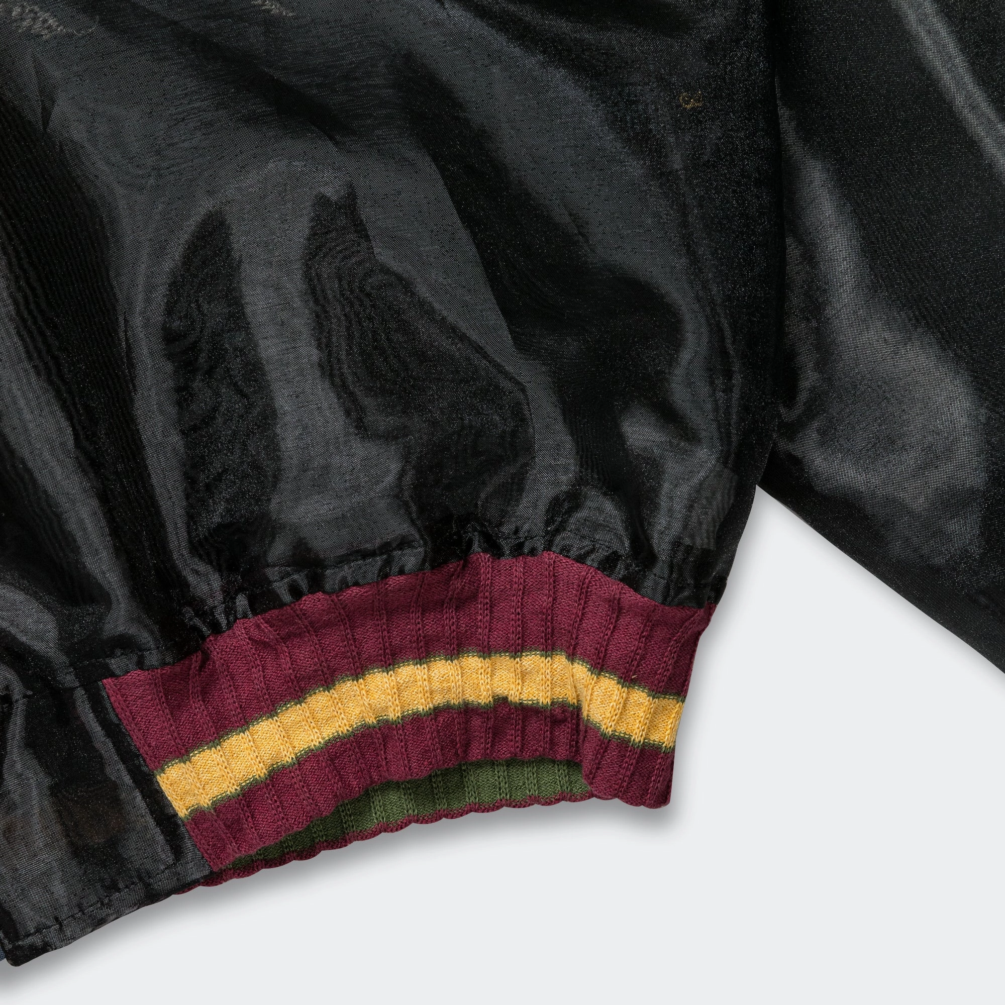 Sheer Pearl Mosquito Guard Souvenir JKT (TIGER) - Black
