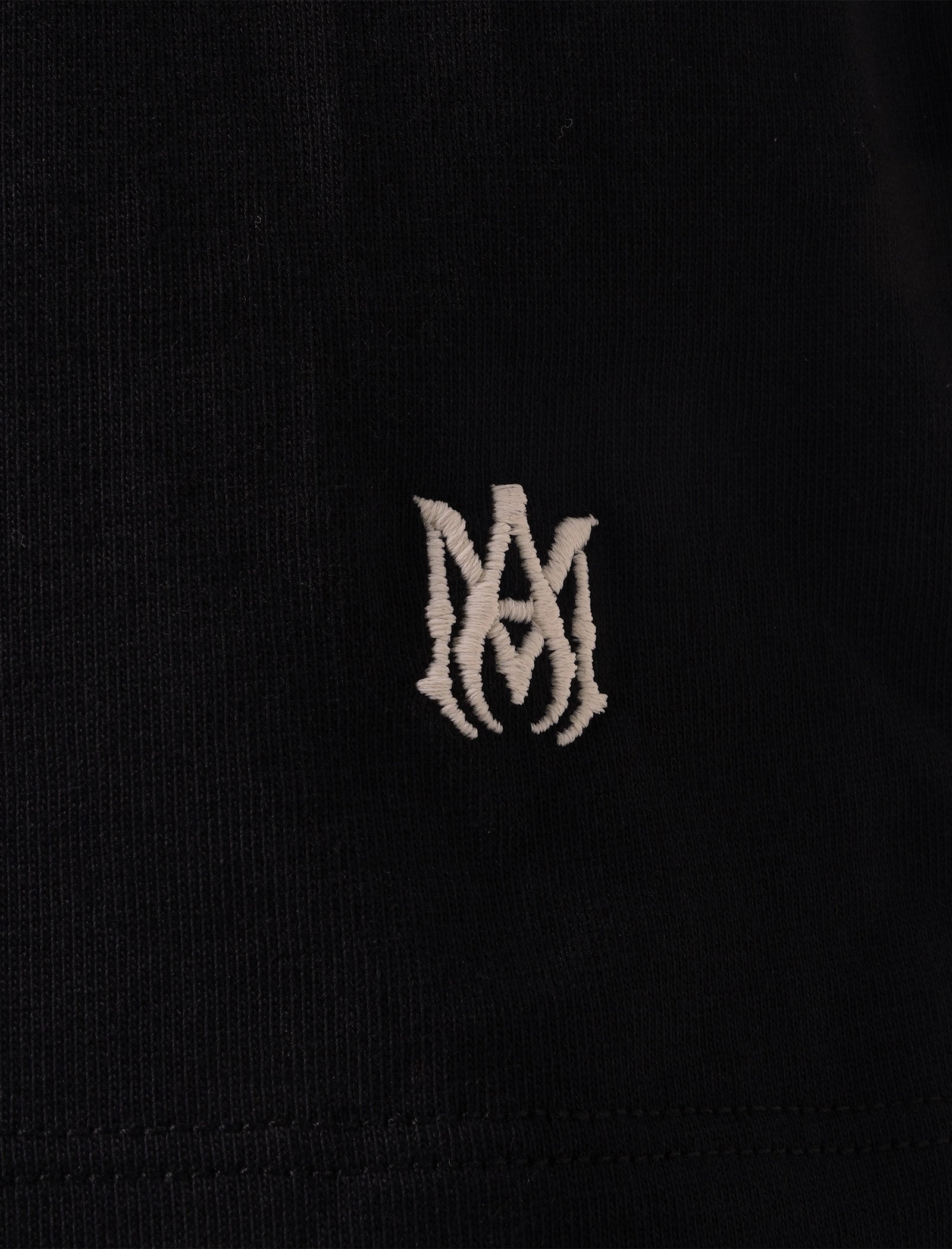 STAGGERED TEE