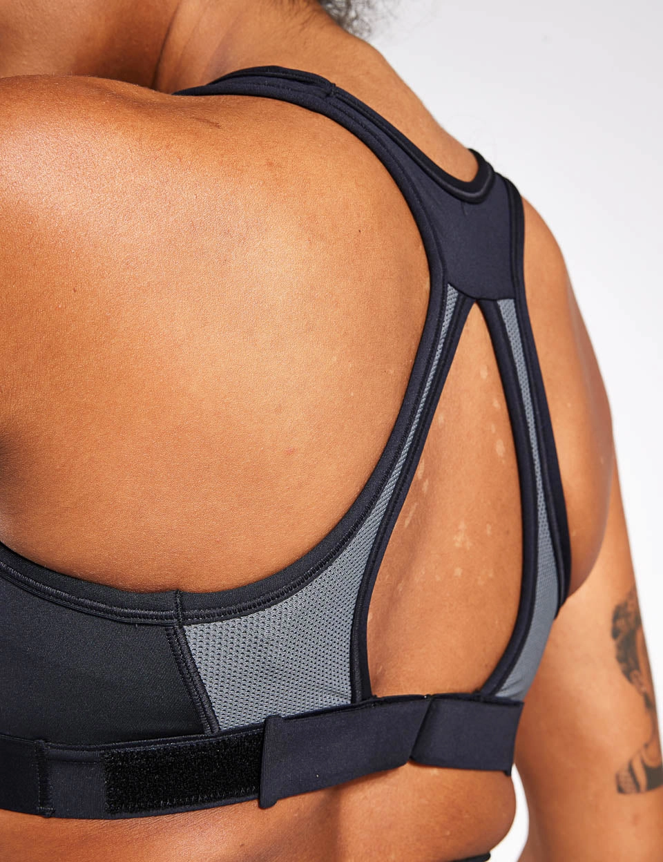 Swoosh High Support Bra - Black/Iron Grey/White